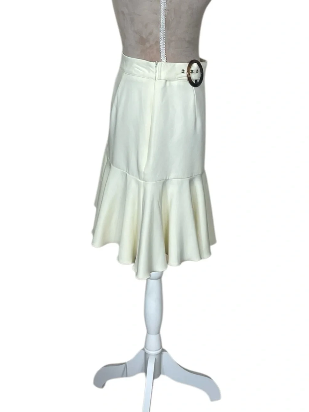 PrettyLittleThing Ruffle Hem Mini Skirt NWT